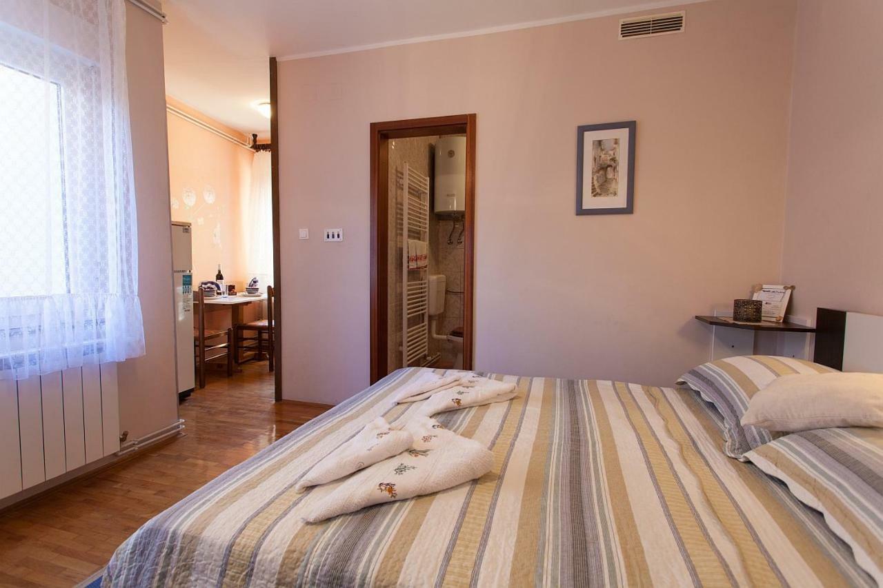 Apartments Topic & Krk Central Location Krk Town Extérieur photo
